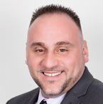 Alberto Espinosa headshot