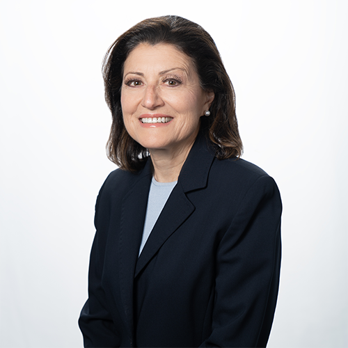 Bridget Pirinea headshot