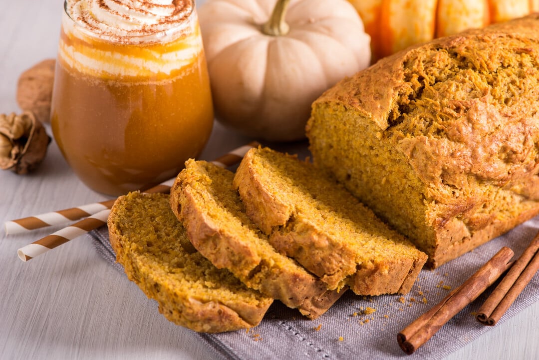pumpkin-bread-cake-with-pumpkin-latte-2024-09-13-15-28-45-utc-WEB
