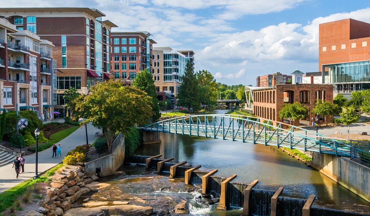 The Best Neighborhoods to Live in Greenville, South Carolina