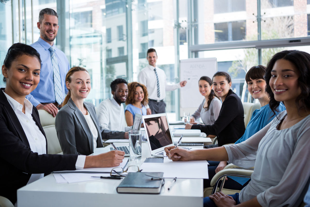 businesspeople-working-in-office